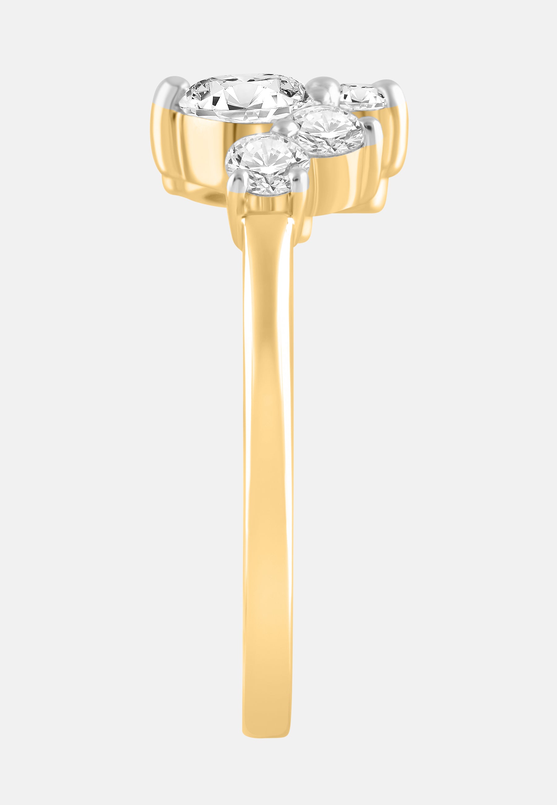 Ring aus 375 Gelbgold mit Lab Grown Diamant