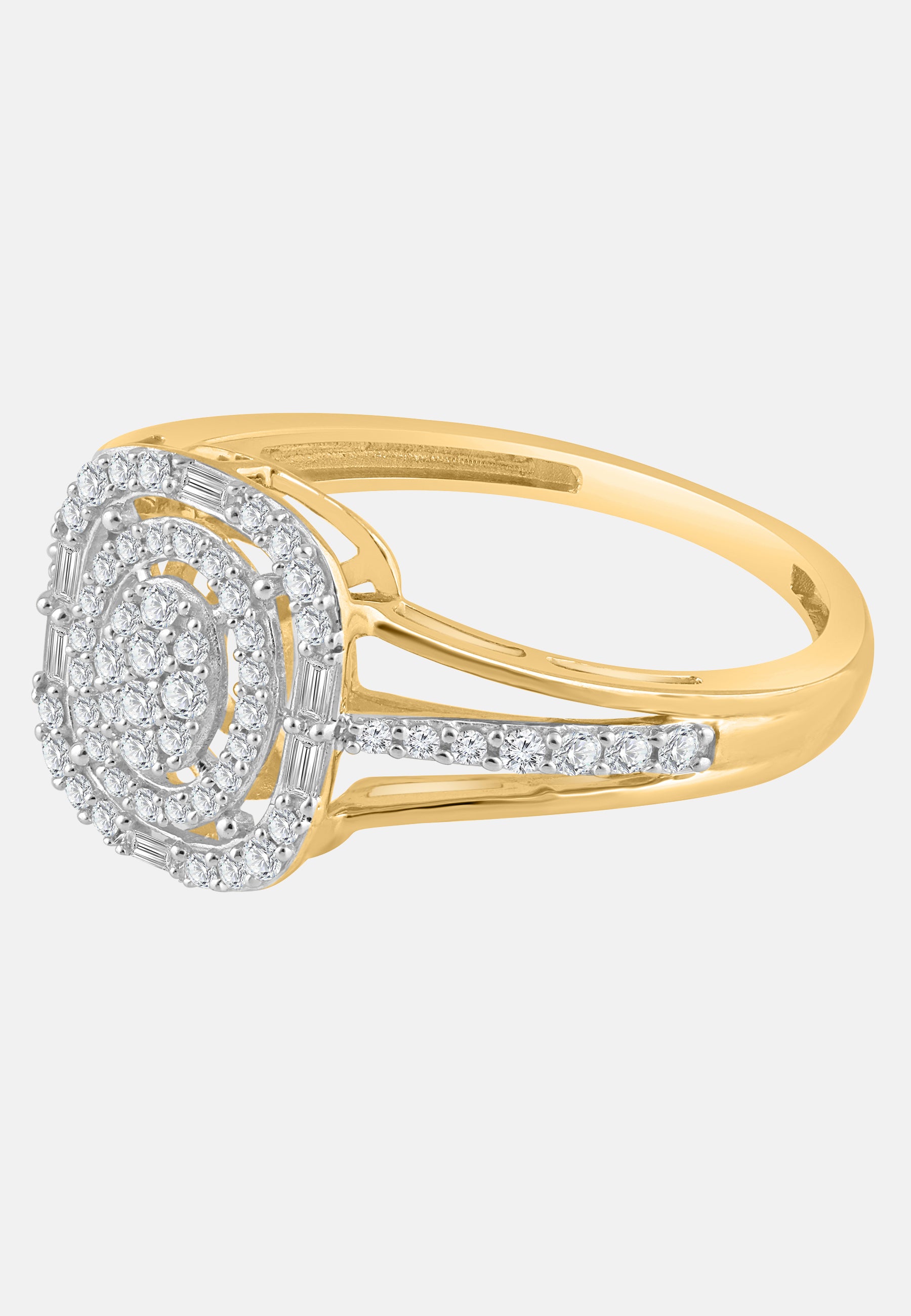 Ring aus 375 Gelbgold mit Diamant