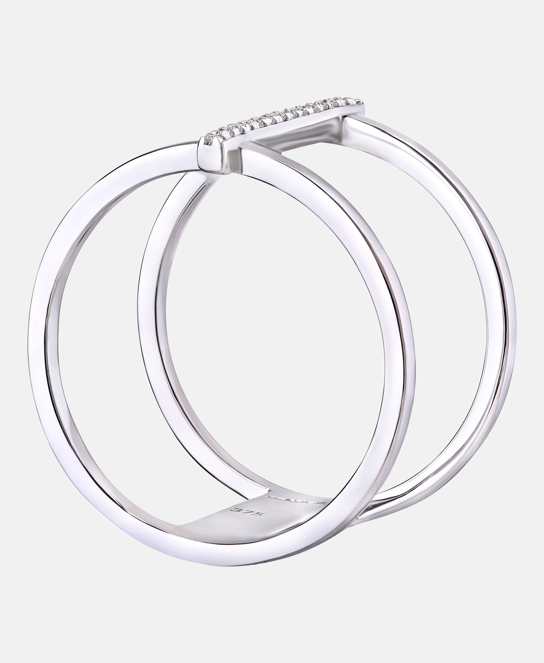 Ring aus 375 Weißgold mit Diamant
