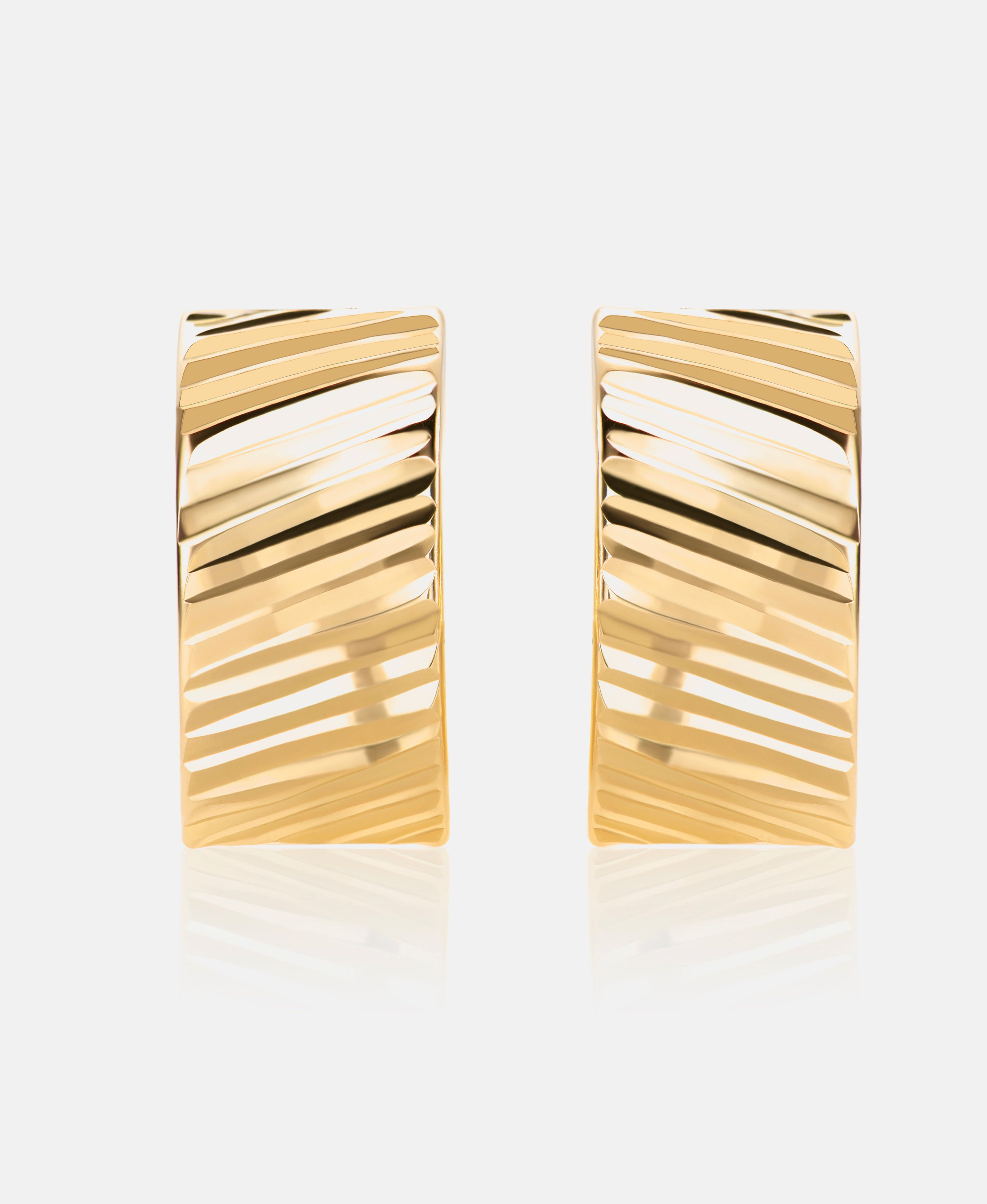 Hoop earrings in 585 (14K) Yellow Gold