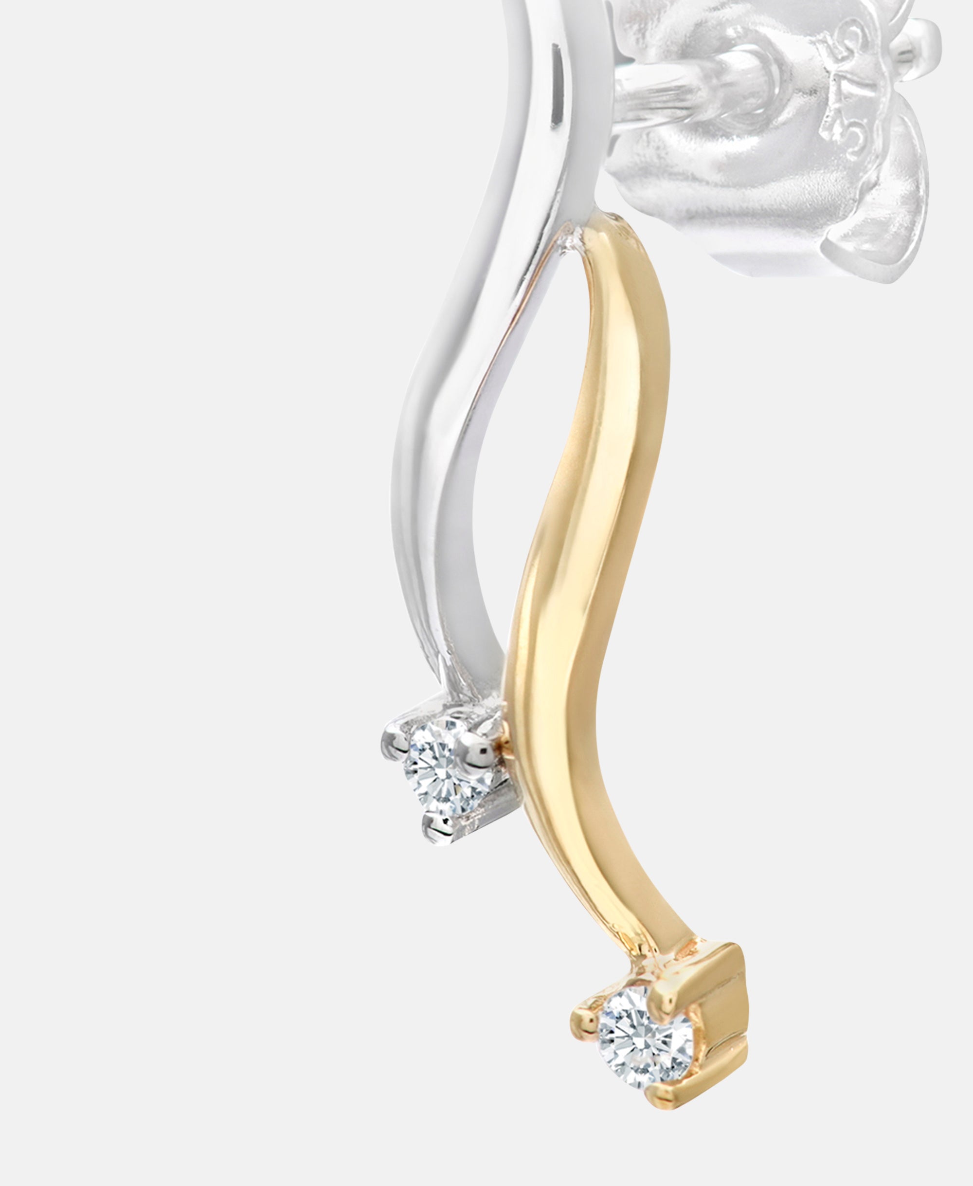 Ohrhänger aus 375 Gelbgold mit Diamant