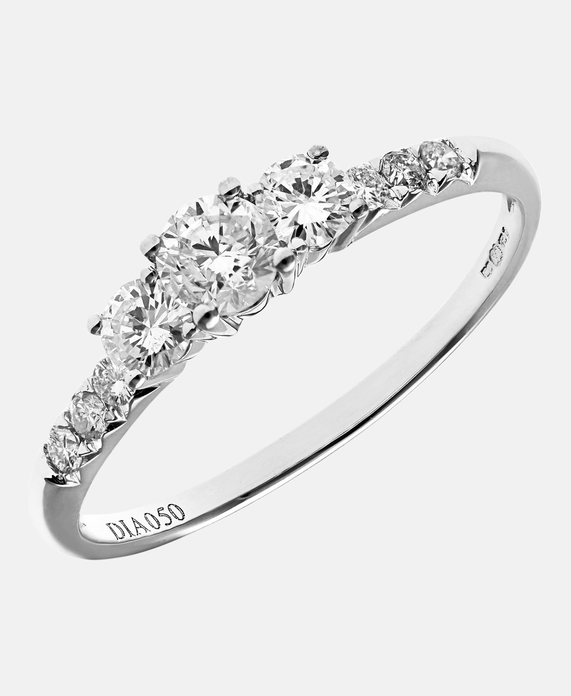 Verlobungsring aus 750 Weißgold mit Diamant