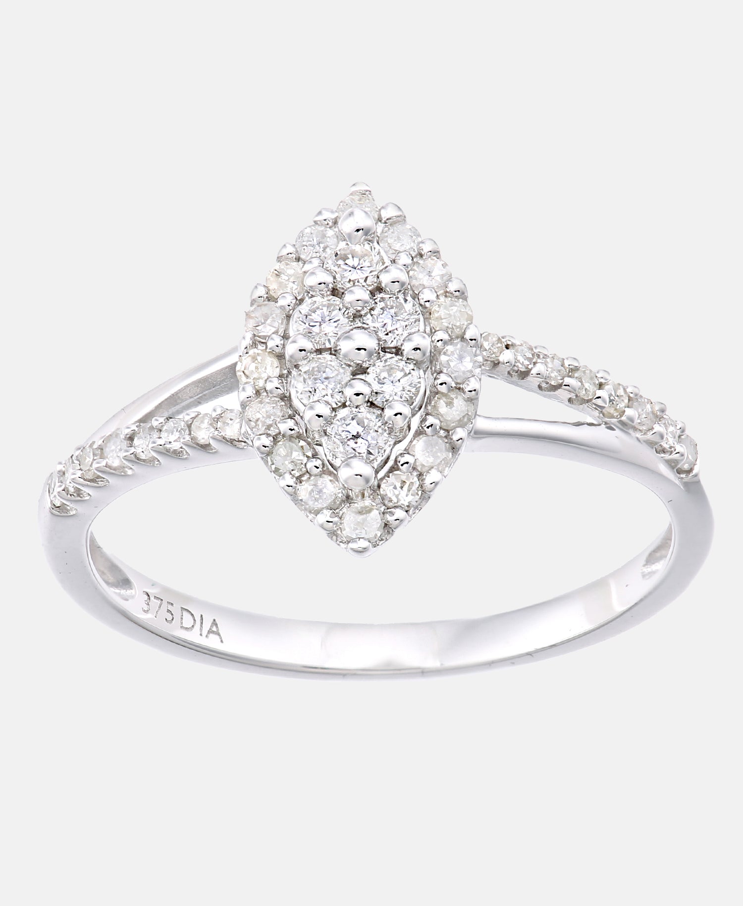 Cluster-Ring aus 375 Weißgold mit 0.36 Karat Diamant