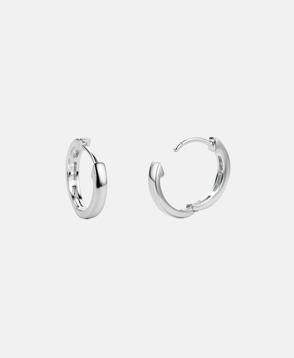 Creolen aus 375 Weißgold mit Diamant