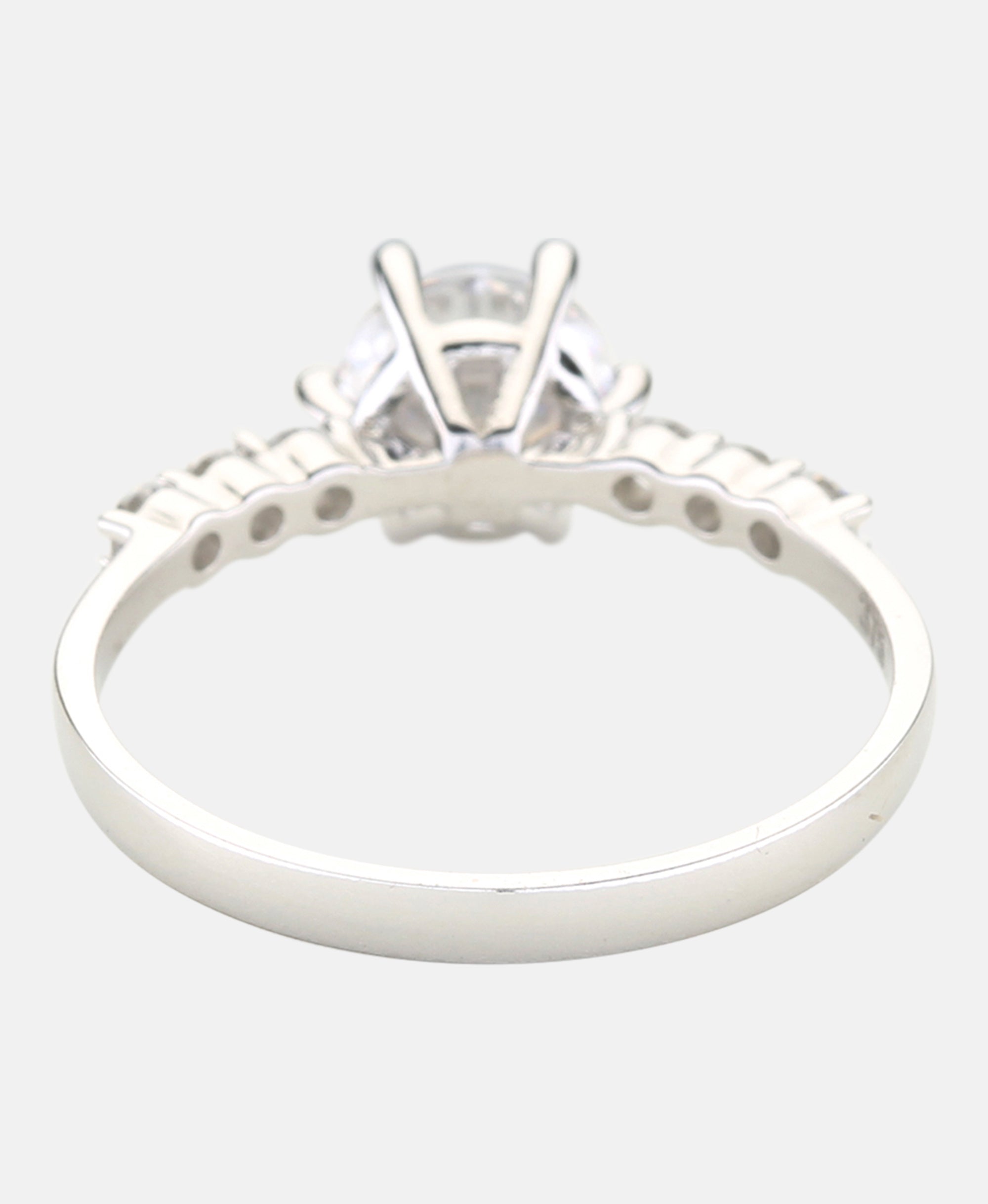 Verlobungsring aus 375 Weißgold mit Zirkonia