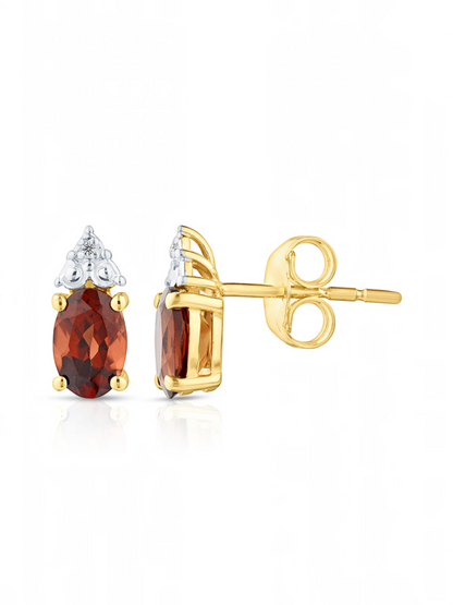 Ohrstecker, mit Granat, 375 Gelbgold