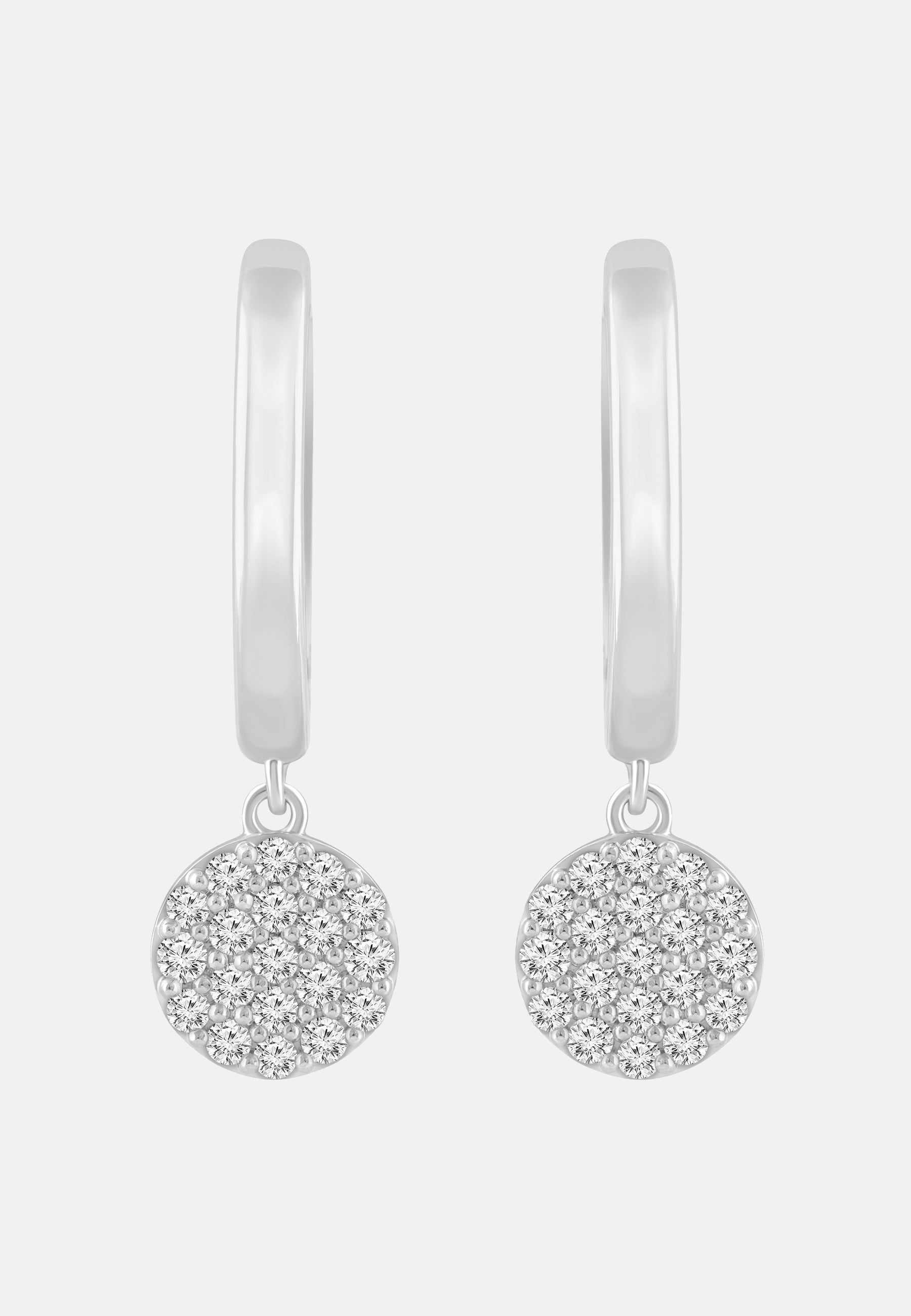 Ohrringe aus 375 Weißgold mit Lab Grown Diamant