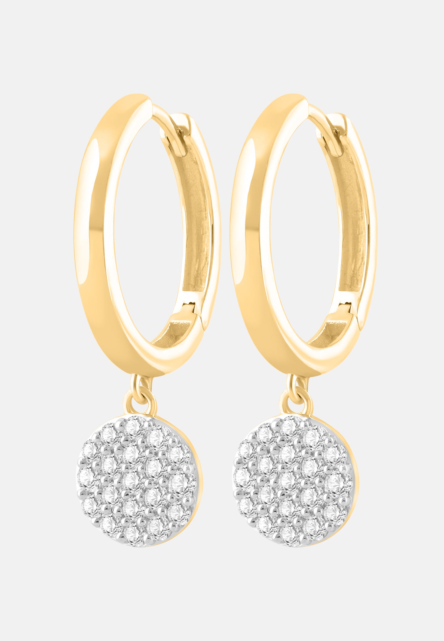 Ohrringe aus 375 Gelbgold mit Lab Grown Diamant
