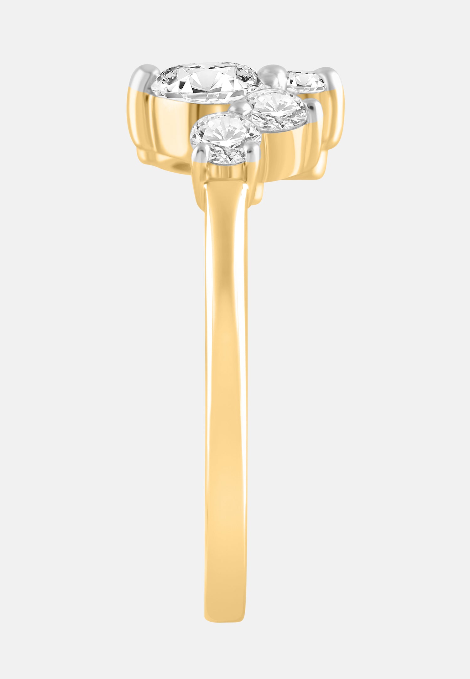 Ring aus 375 Gelbgold mit Lab Grown Diamant