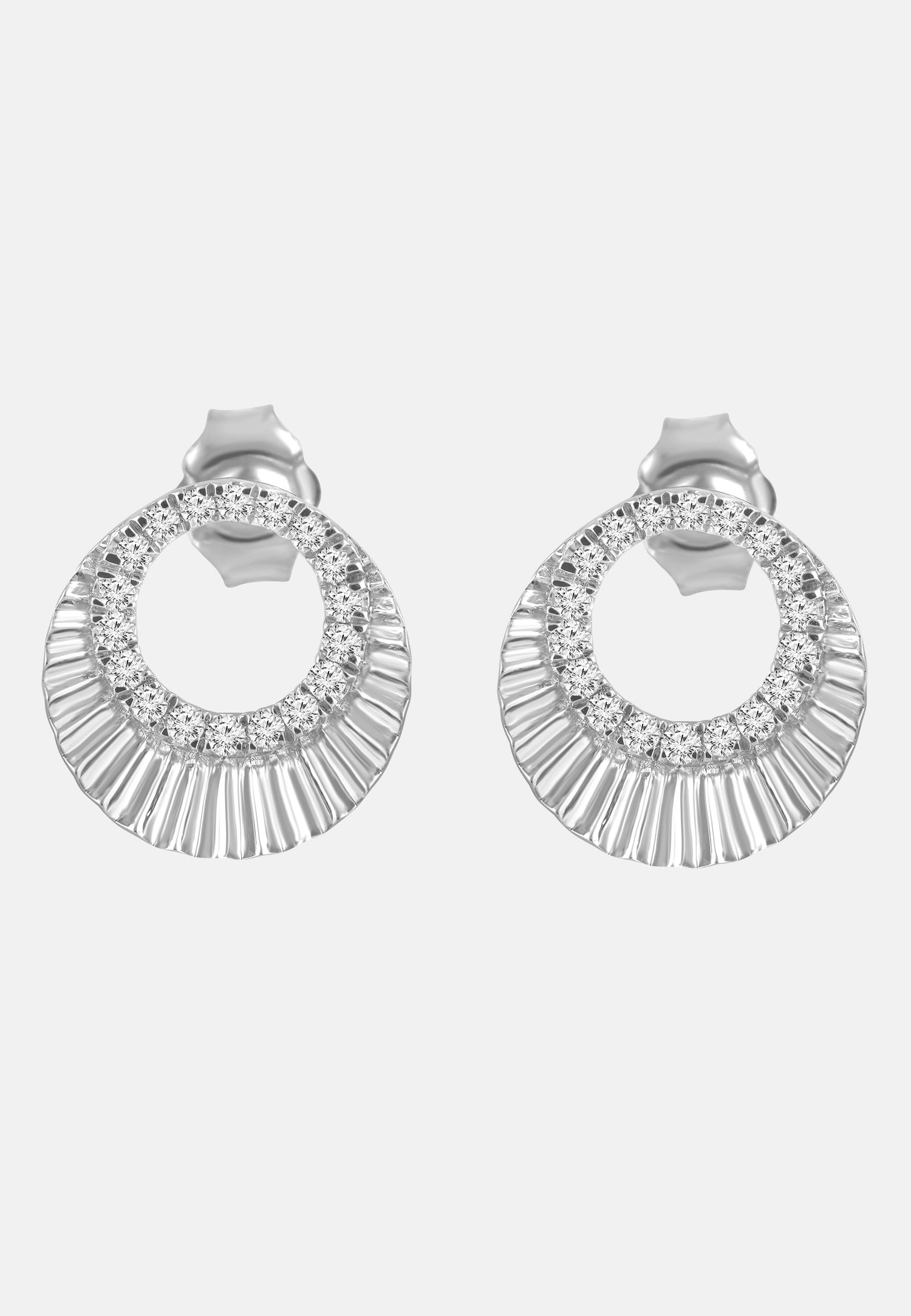 Ohrringe aus 375 Weißgold mit Diamant