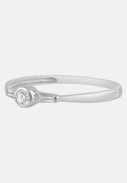 Ring aus 585 Weißgold mit Diamant