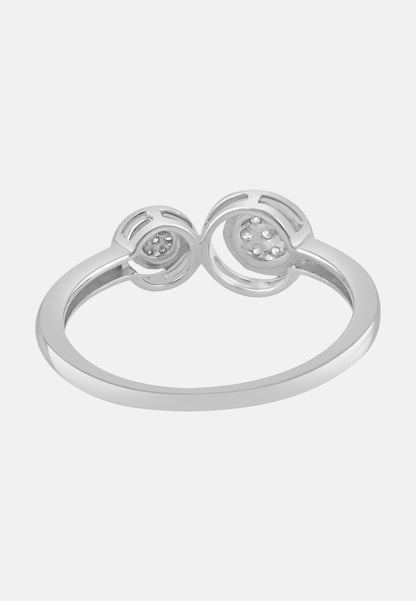 Ring aus 375 Weißgold mit Diamant