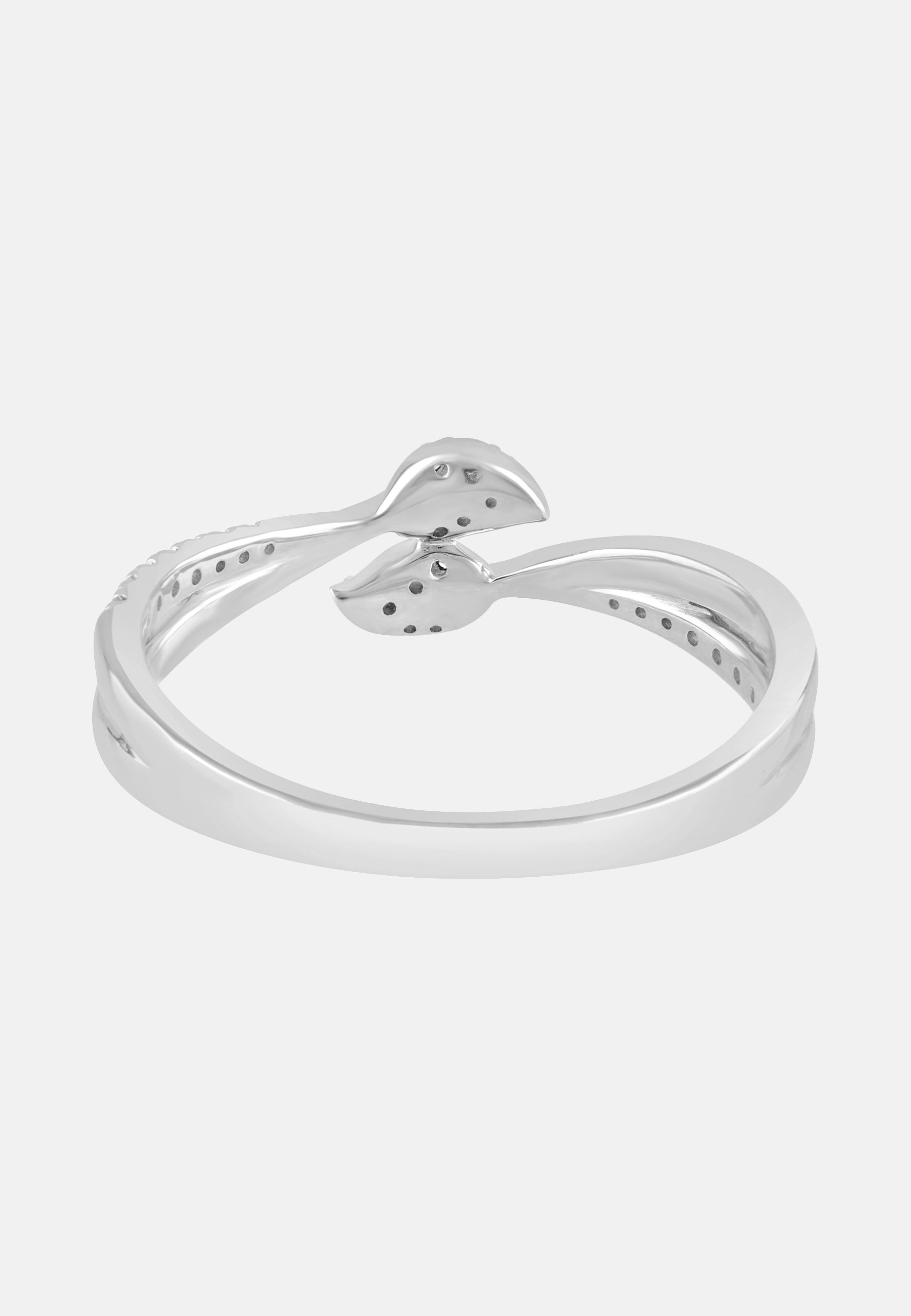 Ring aus 375 Weißgold mit Diamant