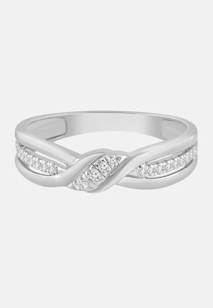 Ring aus 375 Weißgold mit Diamant
