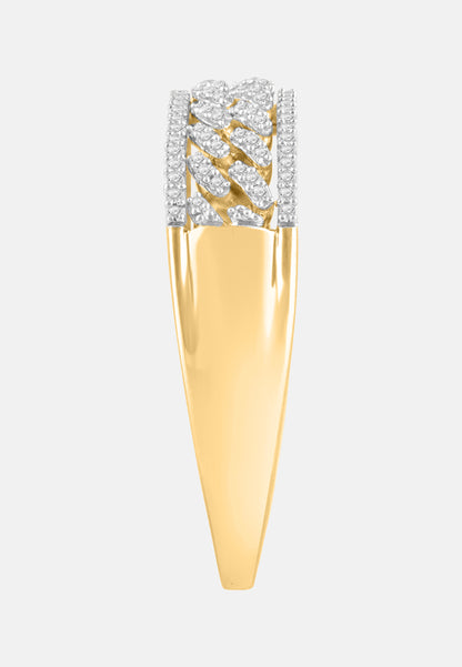 Ring aus 375 Gelbgold mit Diamant
