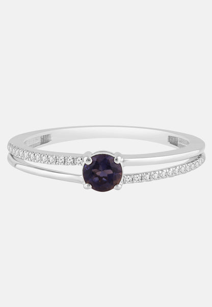 Ring aus 375 Weißgold mit Diamant
