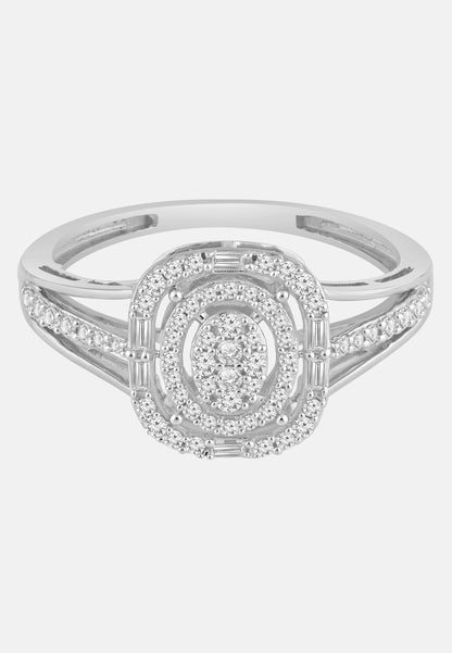 Ring aus 375 Weißgold mit Diamant