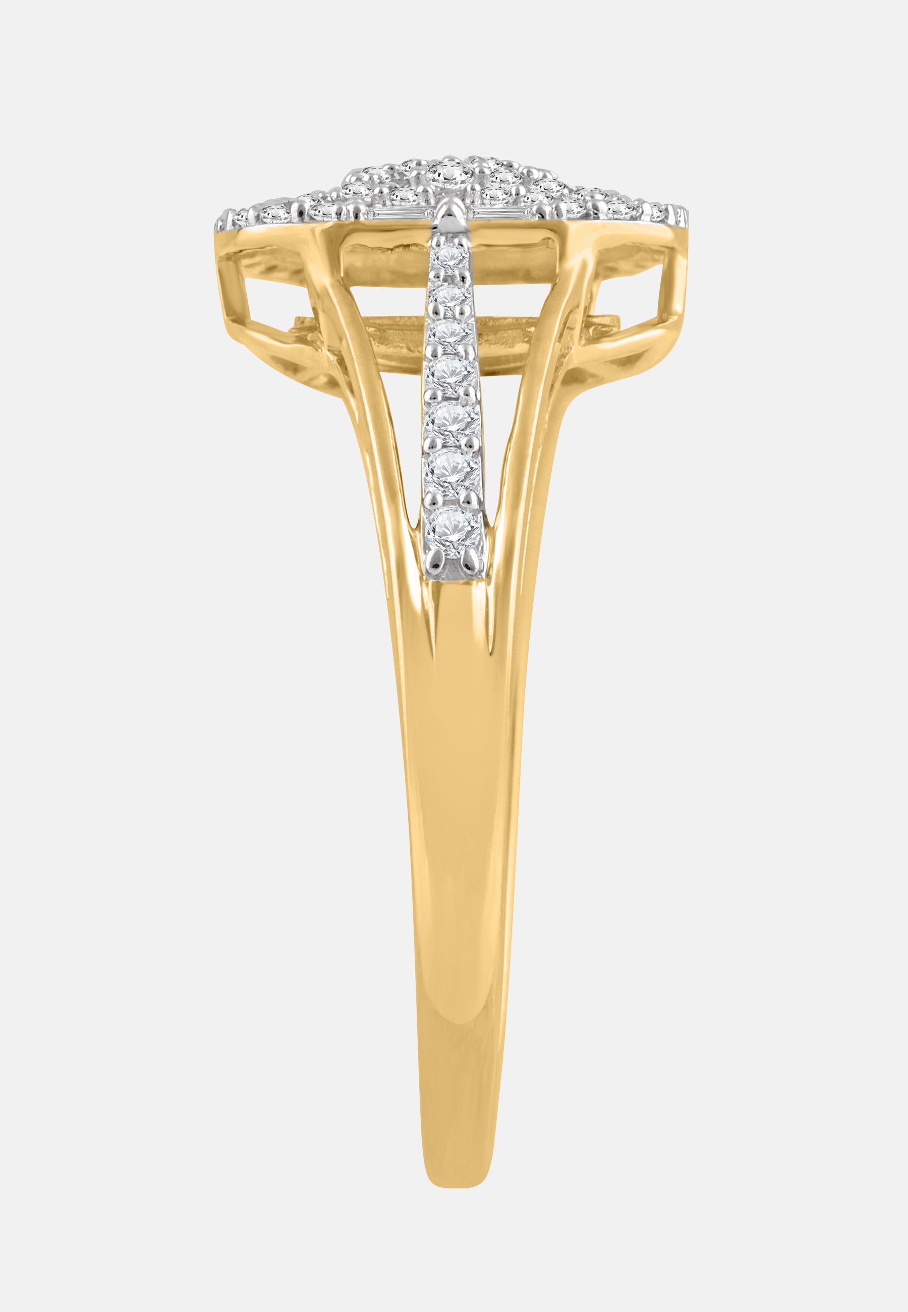 Ring aus 375 Gelbgold mit Diamant
