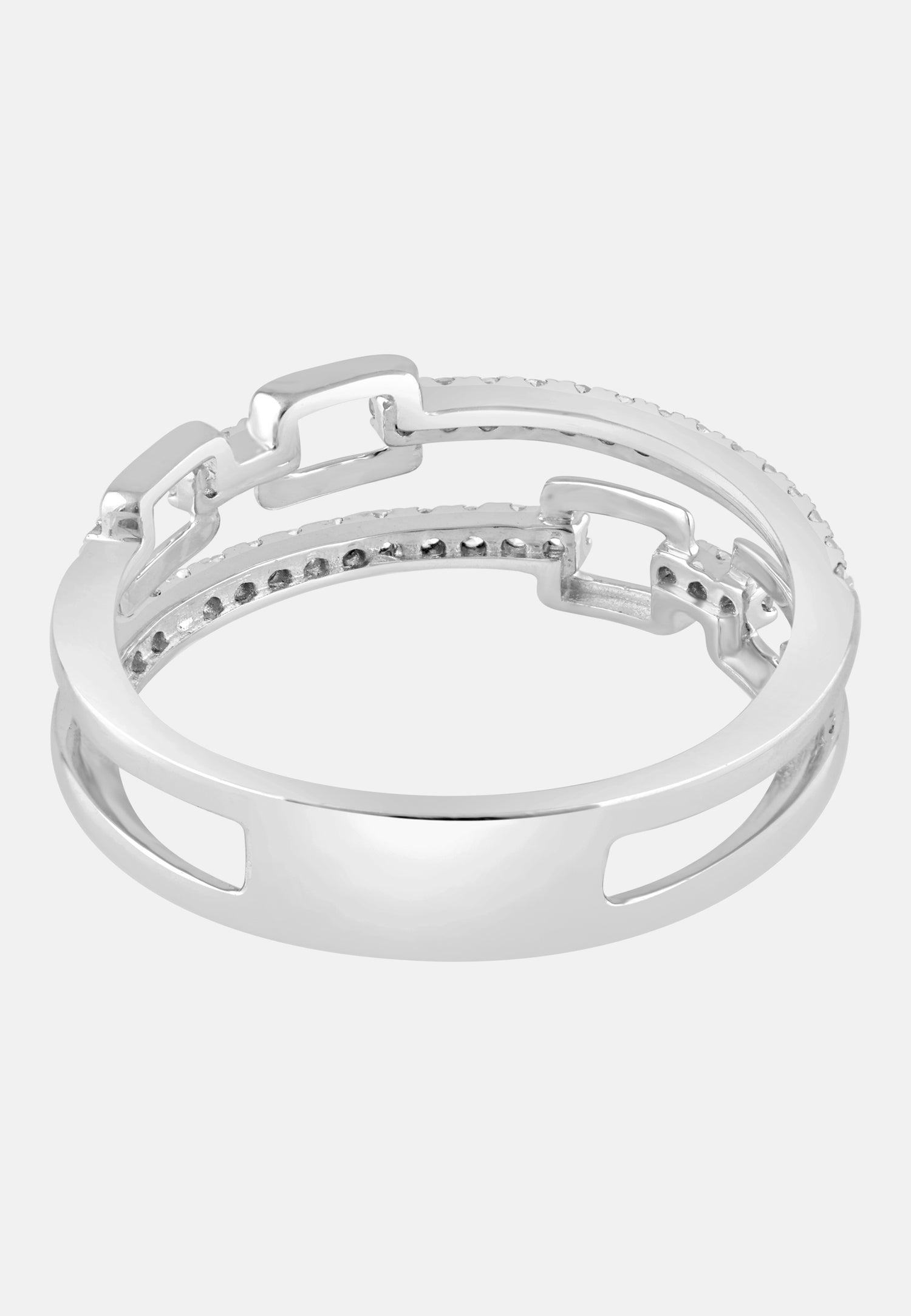 Ring aus 375 Weißgold mit Diamant