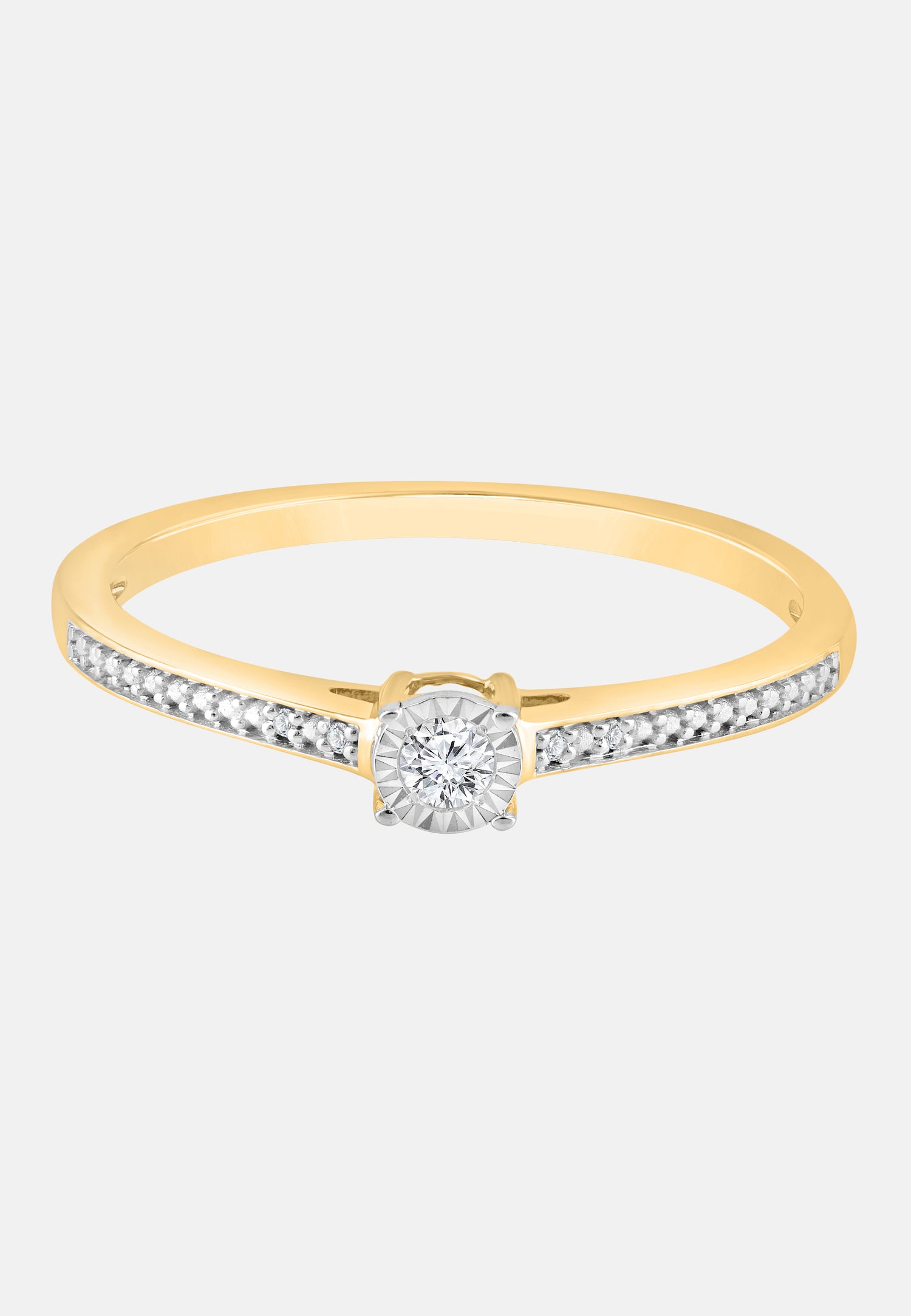 Ring aus 375 Gelbgold mit Diamant