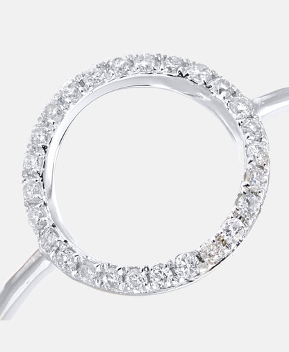 Ring aus 375 Weißgold mit Diamant