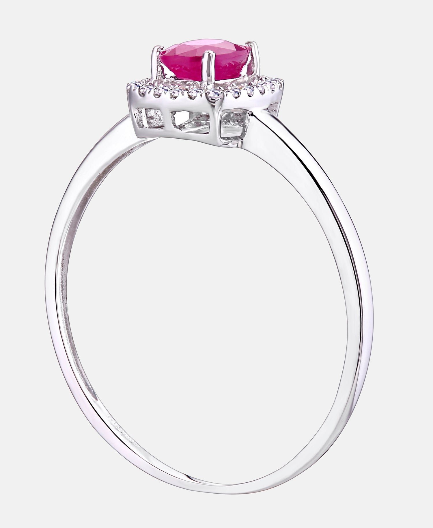 Ring aus 375 Weißgold mit Diamant mit Rubin