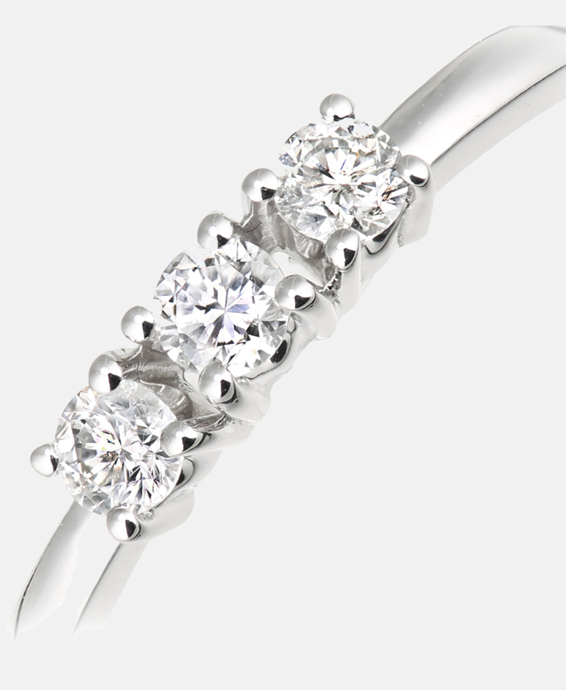 Trilogie-Ring aus 750 Weißgold mit 0.2 Karat Diamant