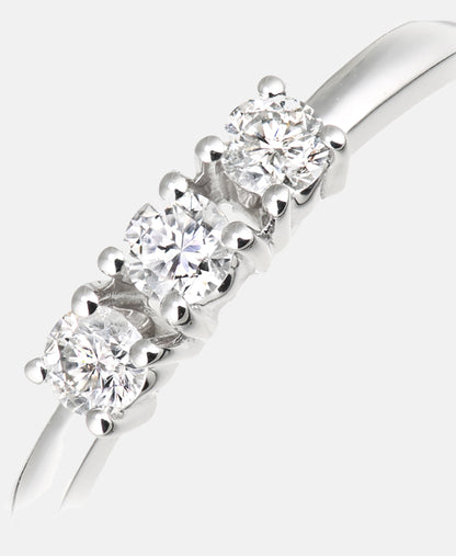 Trilogie-Ring aus 750 Weißgold mit 0.2 Karat Diamant