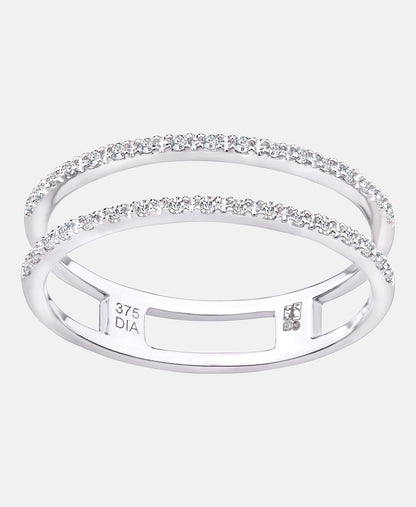 Ring aus 375 Weißgold mit Diamant