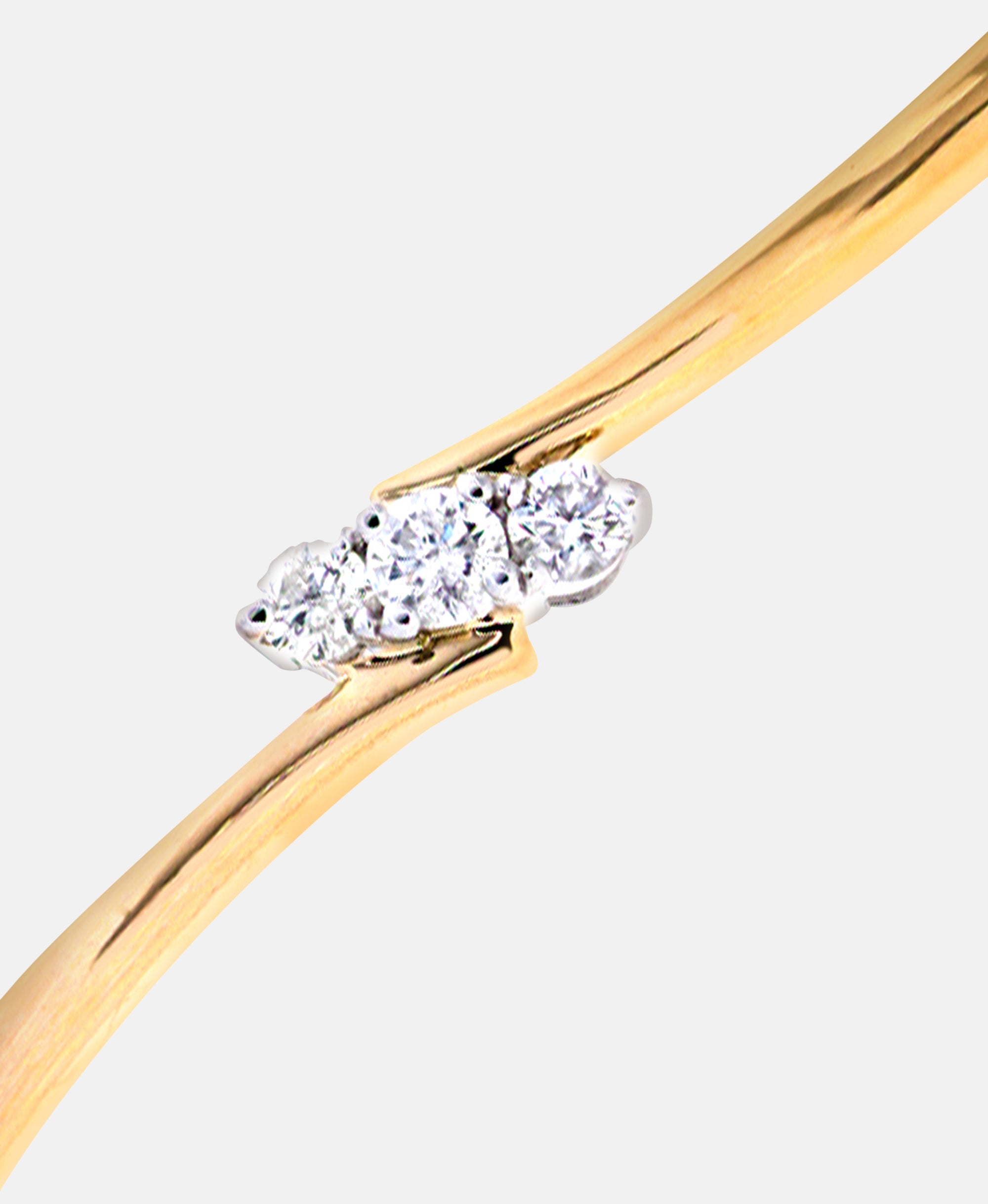 Armreif aus 375 Gelbgold mit 0.25 Karat Diamant