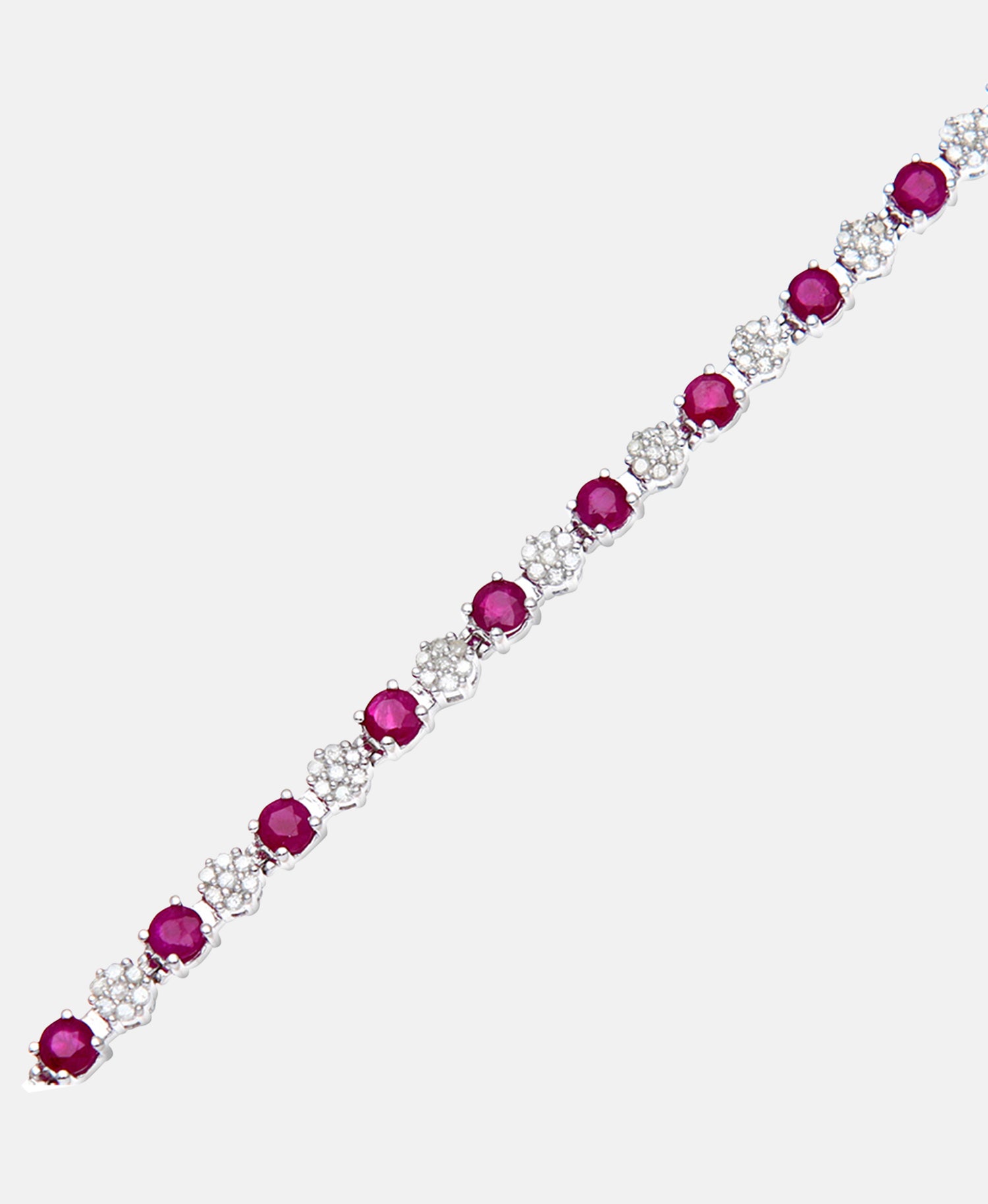 Armband aus 375 Weißgold mit 2.70 Karat Diamant mit Rubin