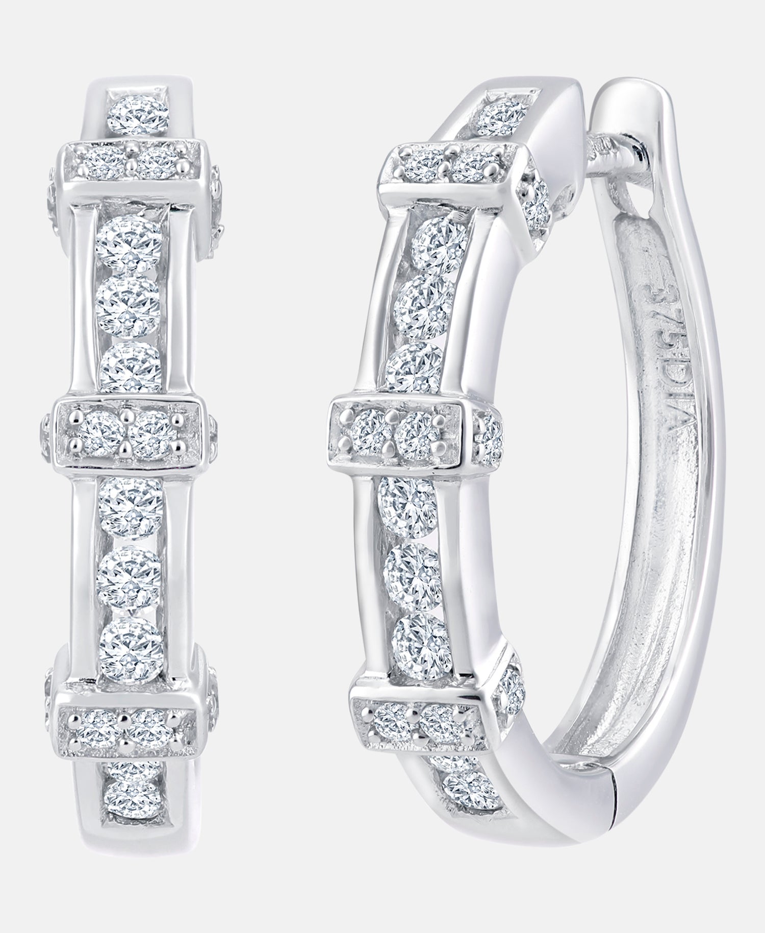 DIAMANT LETERNEL Earrings Silver