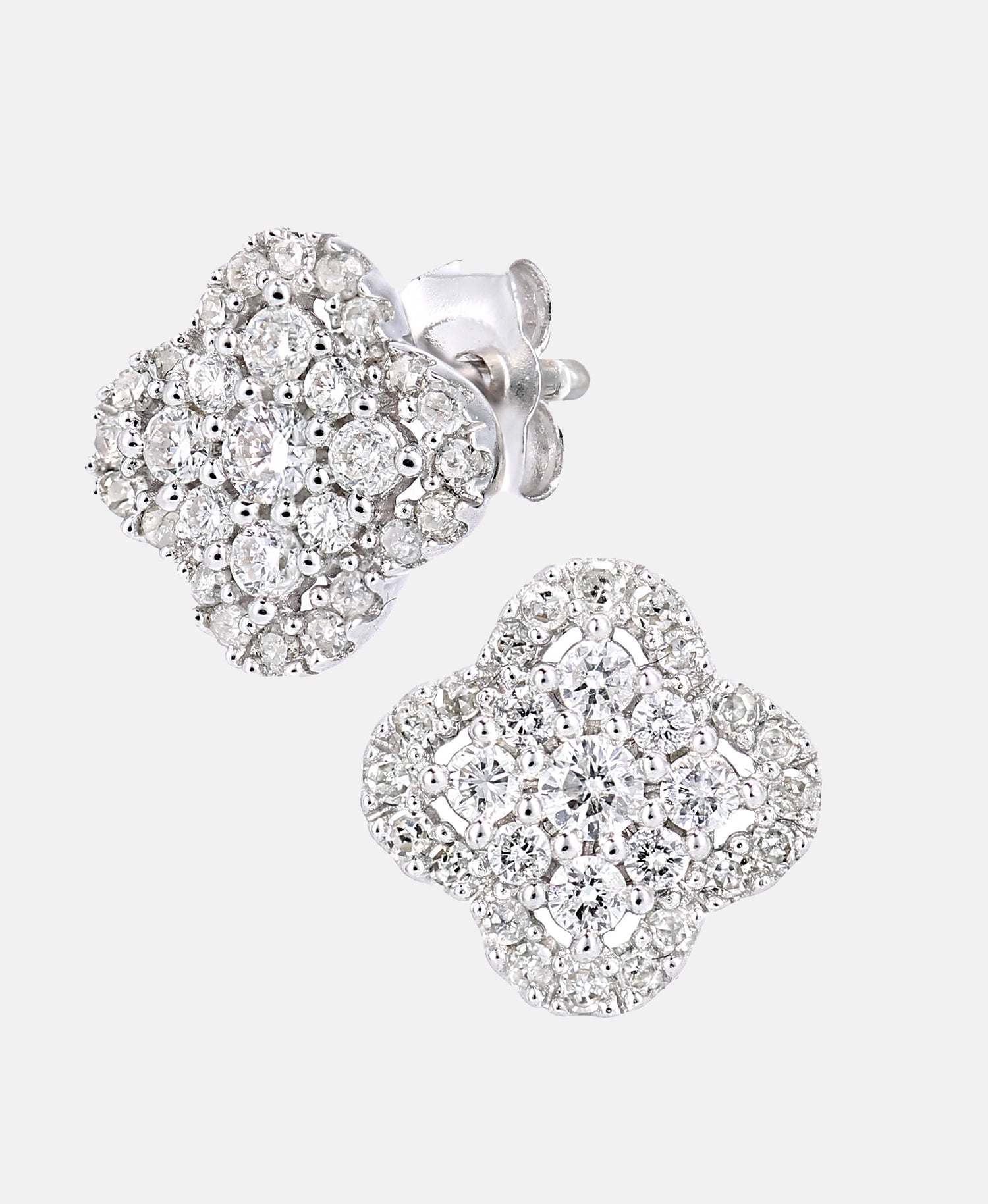 Ohrringe aus 375 Weißgold mit Diamant