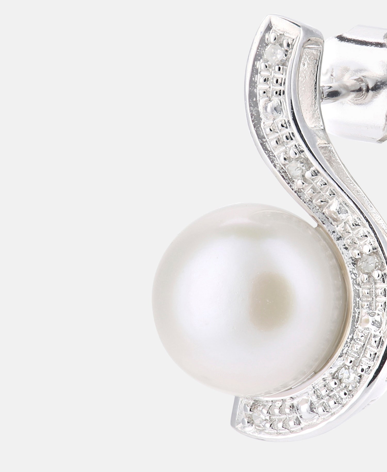 Ohrstecker aus 375 Weißgold mit Diamant mit Perle