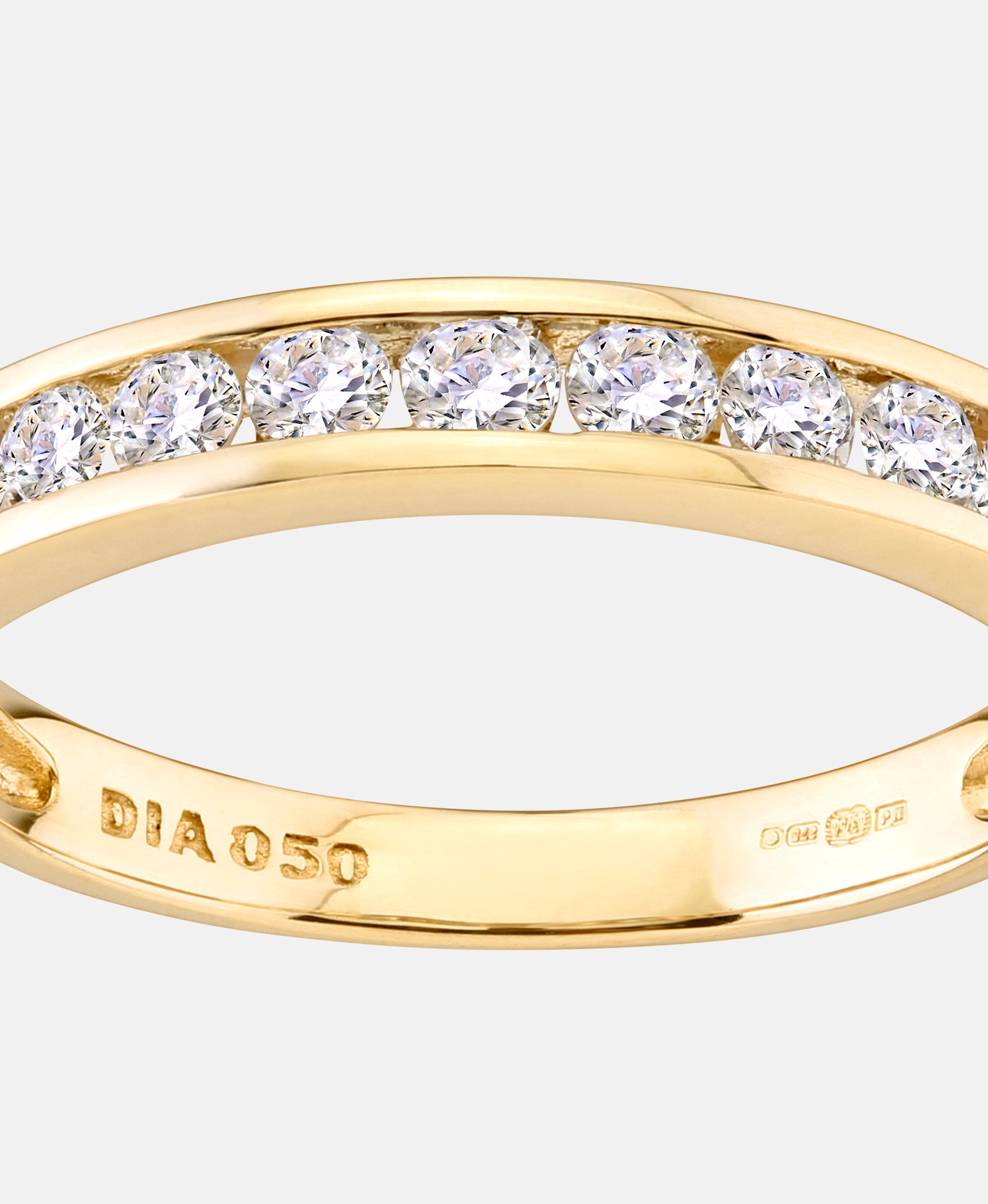 Eternity-Ring aus 375 Gelbgold mit Diamant