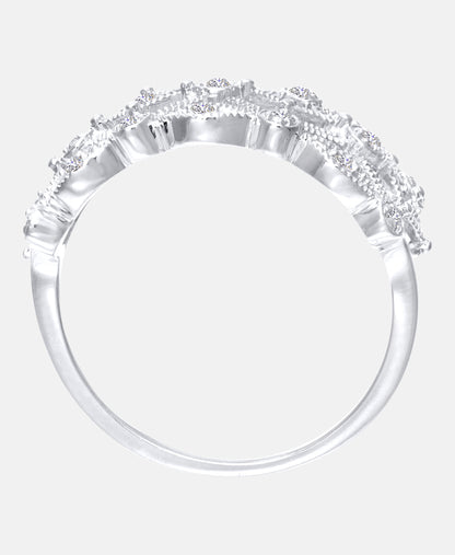 Ring aus 375 Weißgold mit Diamant