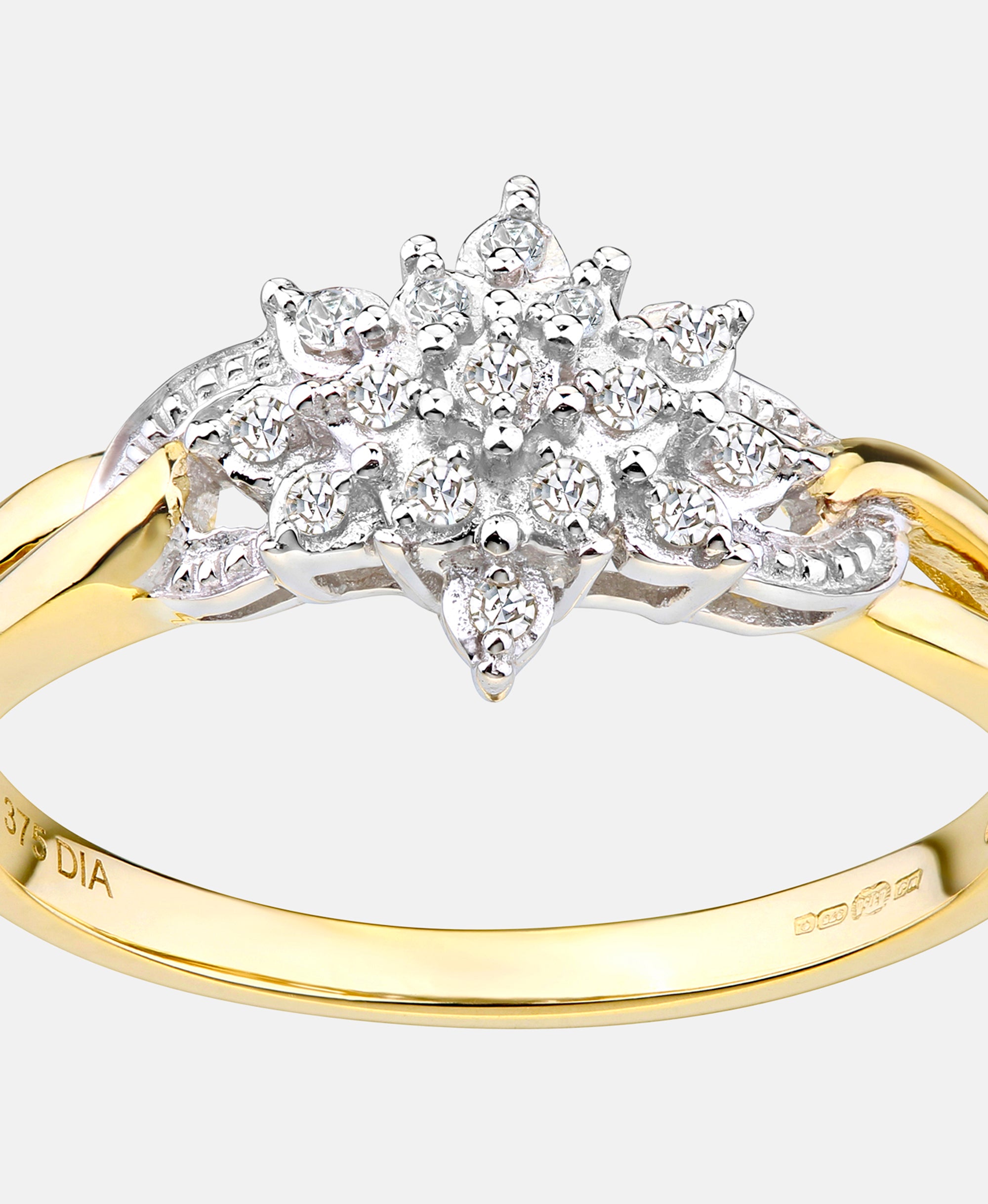 Ring aus 375 Gelbgold mit Diamant