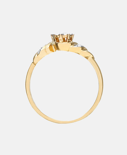 Ring aus 375 Weißgold mit Diamant