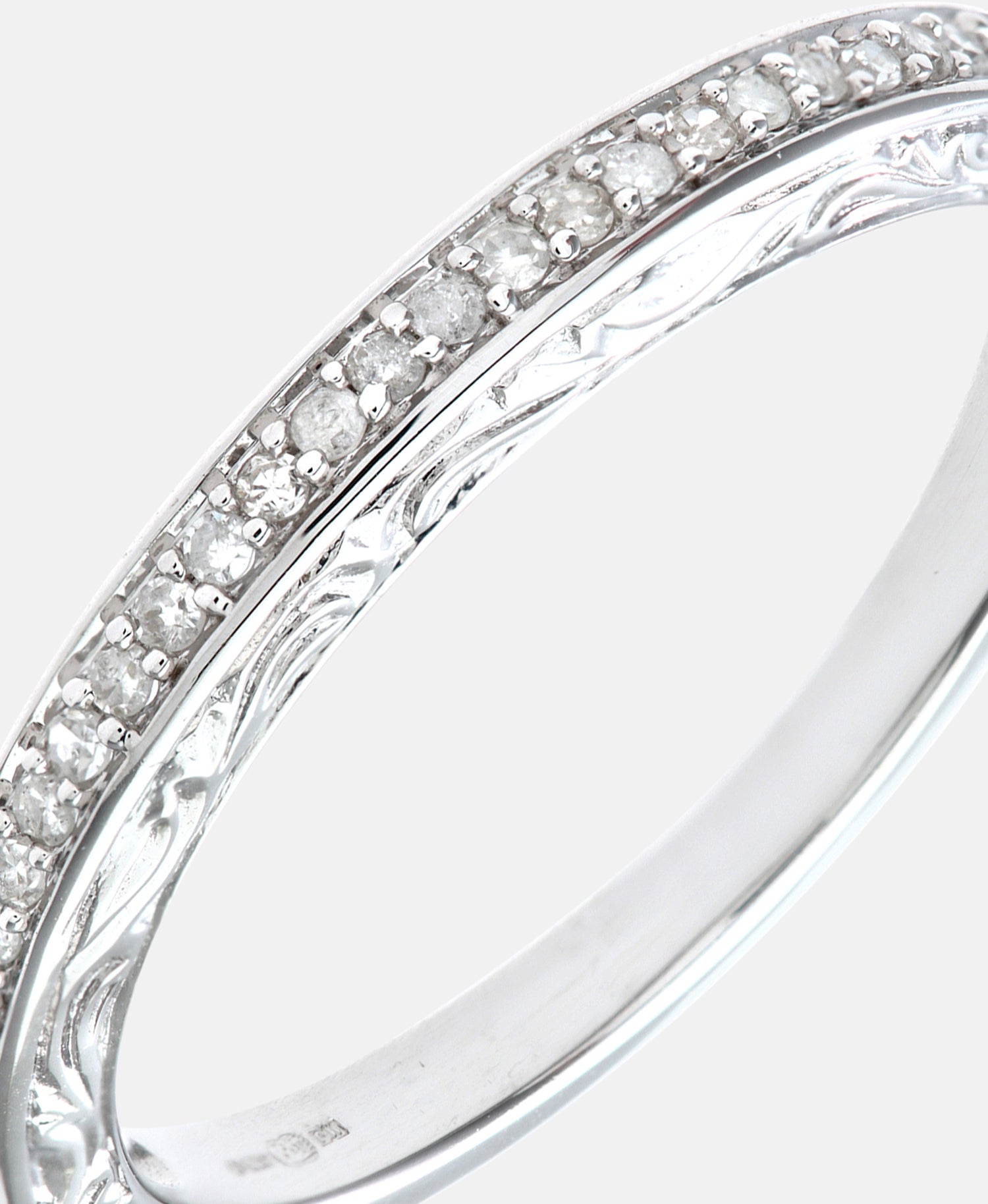 Eternity-Ring aus 375 Weißgold mit Diamant