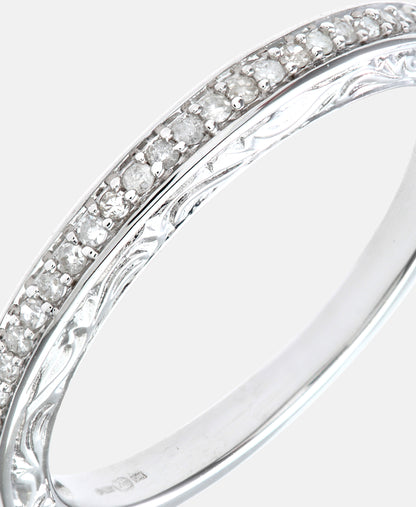 Eternity-Ring aus 375 Weißgold mit Diamant