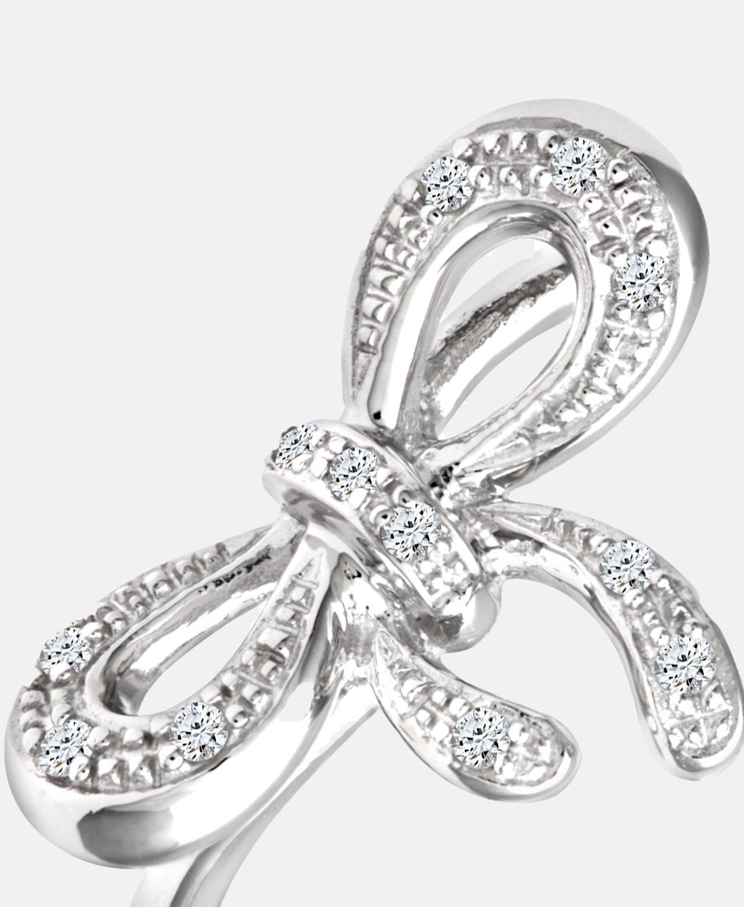 Ring aus 375 Weißgold mit 0.05 Karat Diamant
