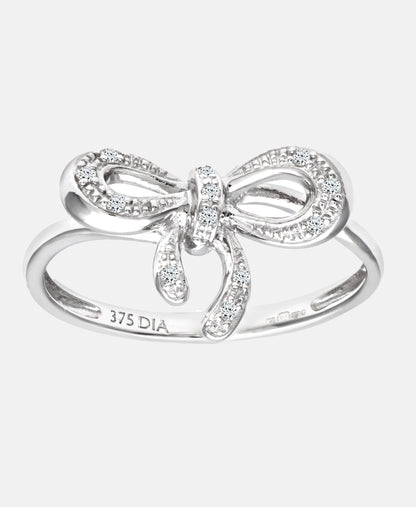 Ring aus 375 Weißgold mit 0.05 Karat Diamant