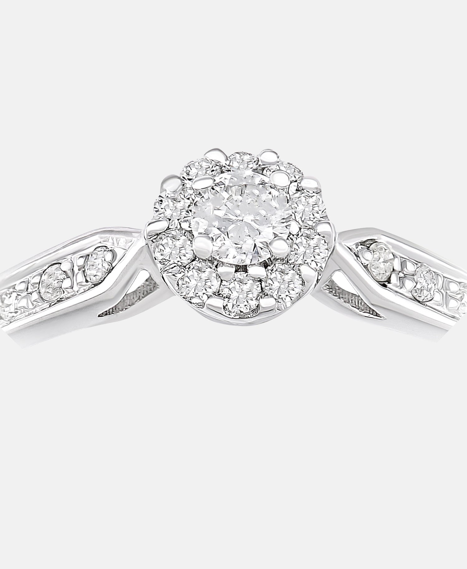 Cluster-Ring aus 375 Weißgold mit 0.25 Karat Diamant
