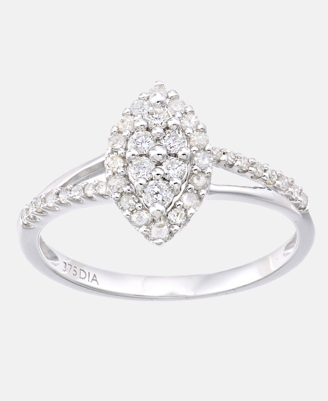 Cluster-Ring aus 375 Weißgold mit 0.36 Karat Diamant