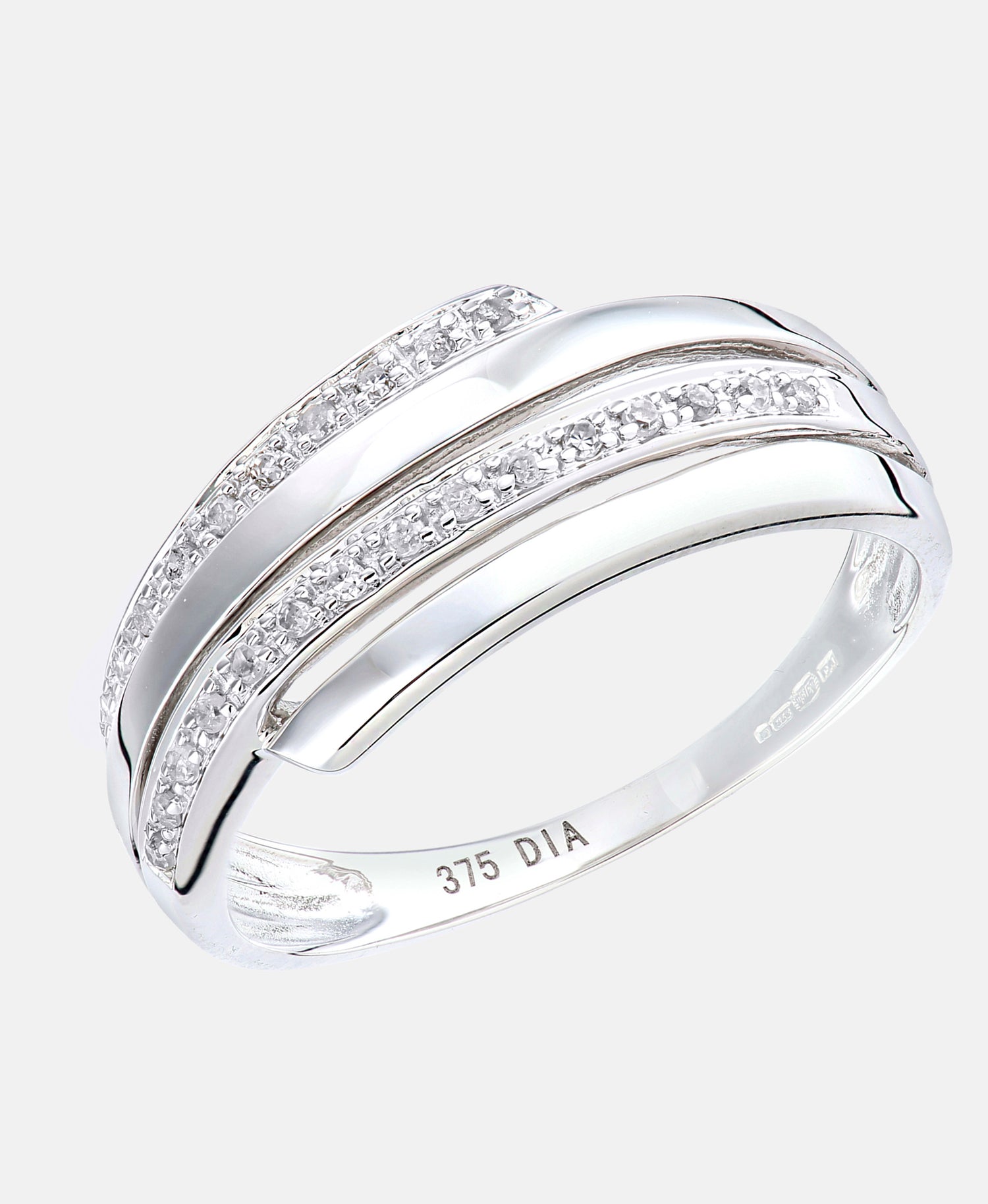 Ring aus 375 Weißgold mit Diamant
