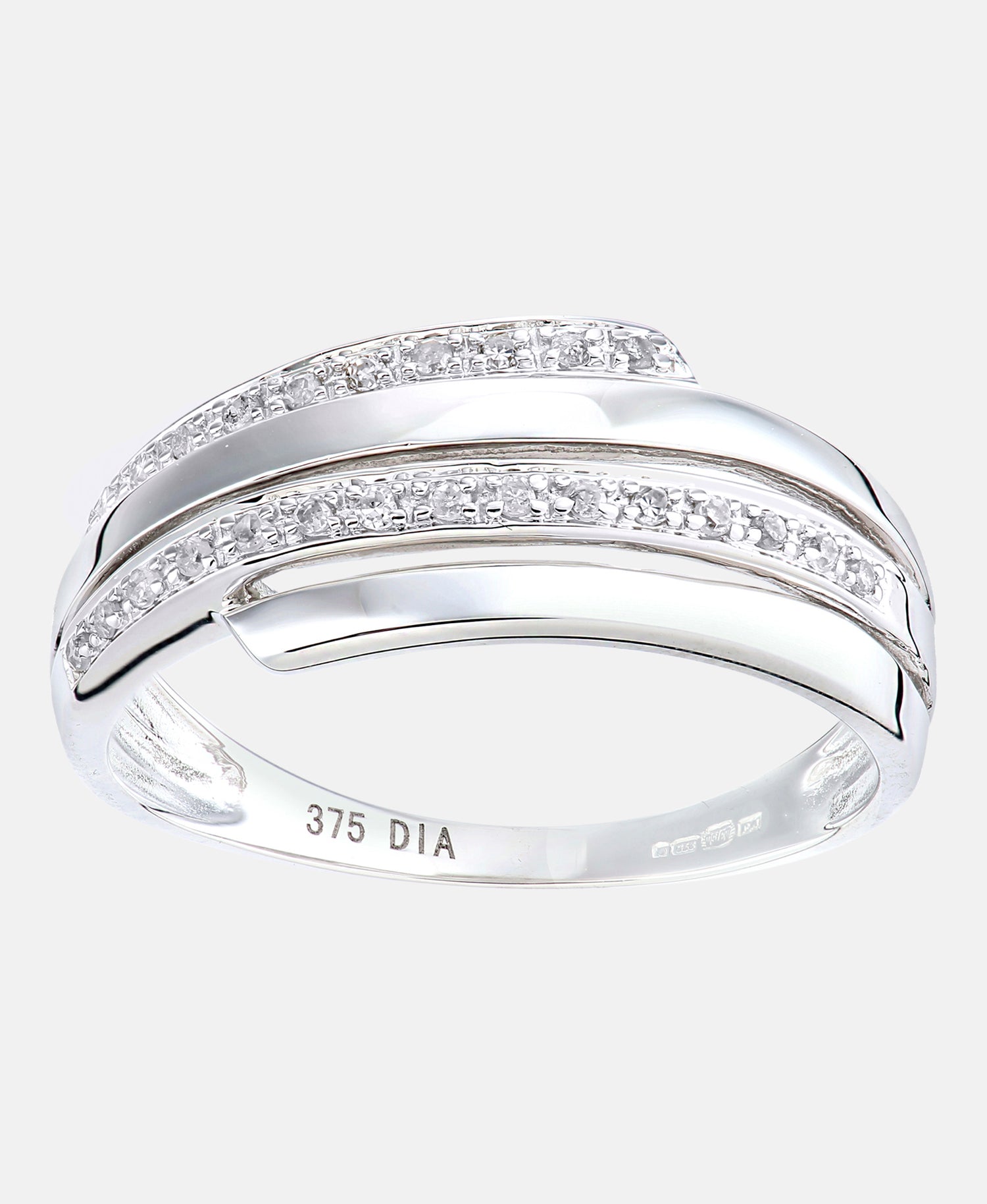 Ring aus 375 Weißgold mit Diamant