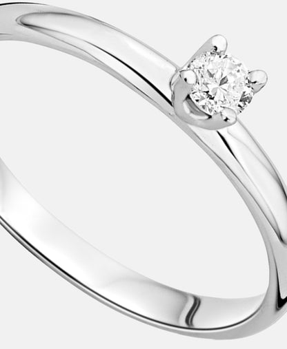 Ring aus 375 Weißgold mit 0.10 Karat Diamant