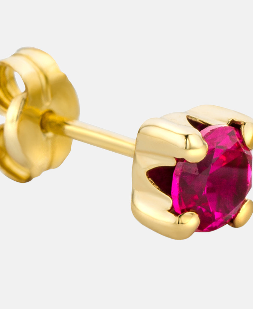 Ohrringe aus 375 Gelbgold mit Rubin