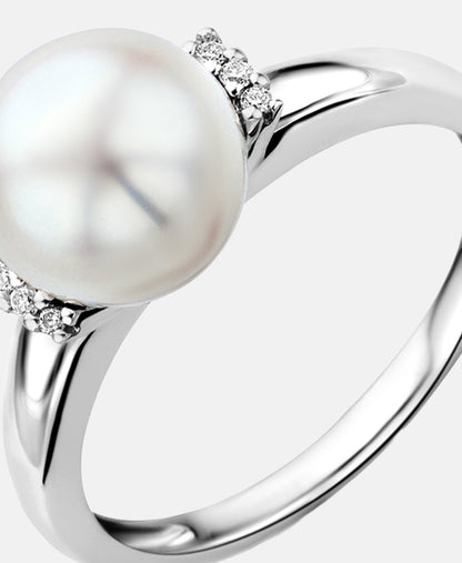 Ring aus 375 Weißgold mit Perle