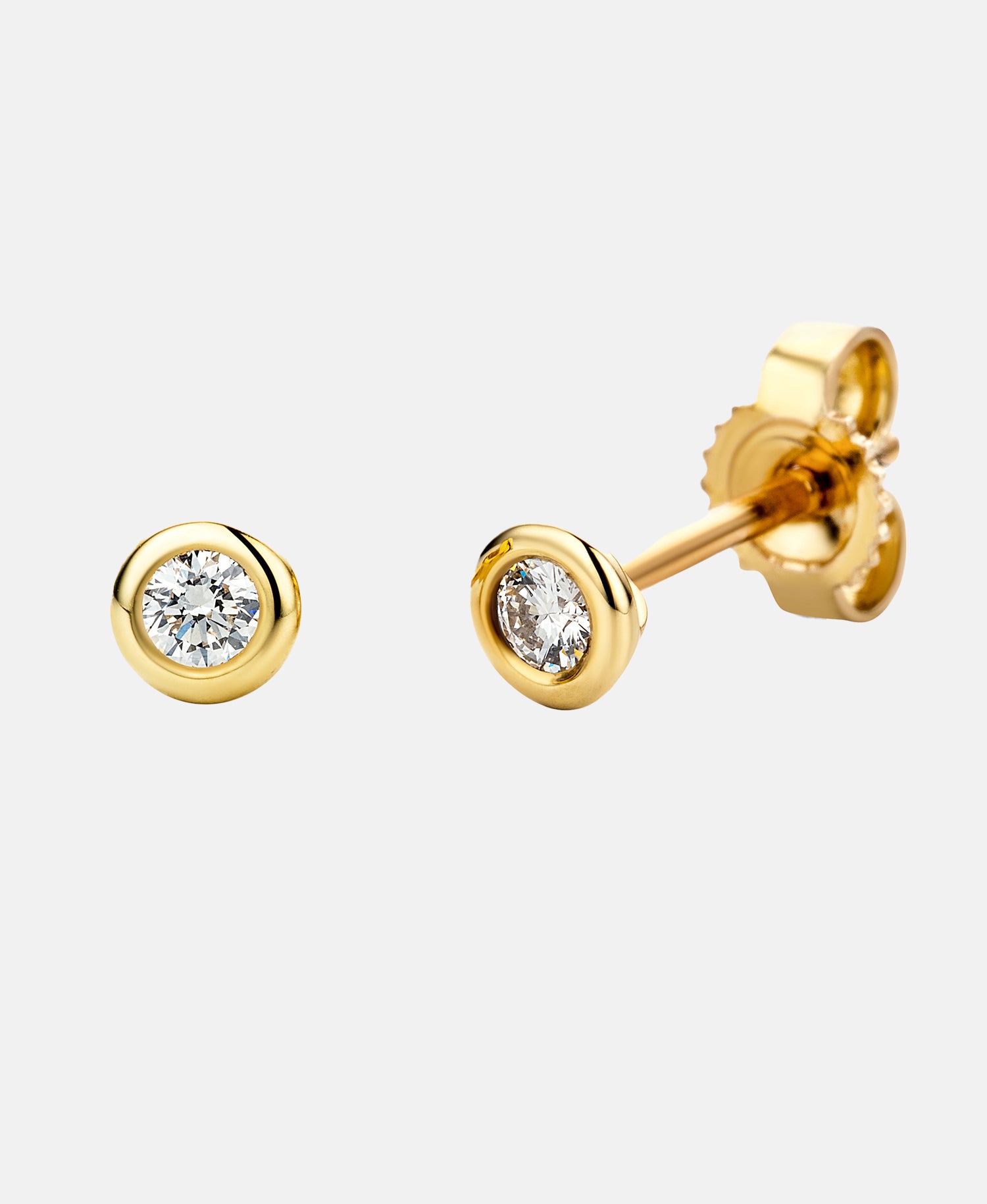 Ohrringe aus 585 Gelbgold mit 0.10 Karat Diamant